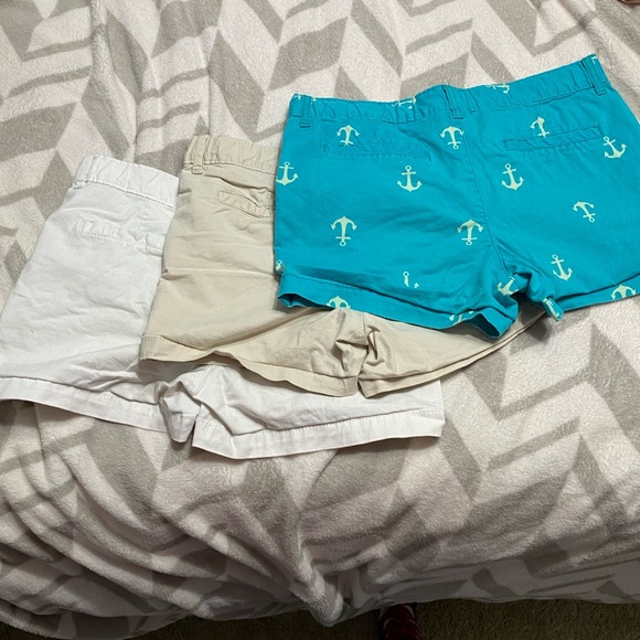 Khaki, White, and Blue Nautical print shorts - Picture 2 of 7